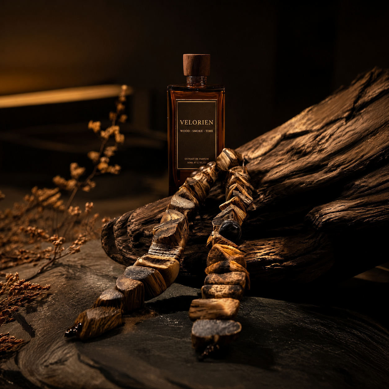 VELORIEN No.01 Agarwood Fragrance Pendant