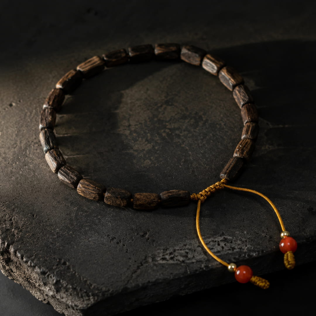 Agarwood Ritual Bracelet | Handcrafted - VELORIEN
