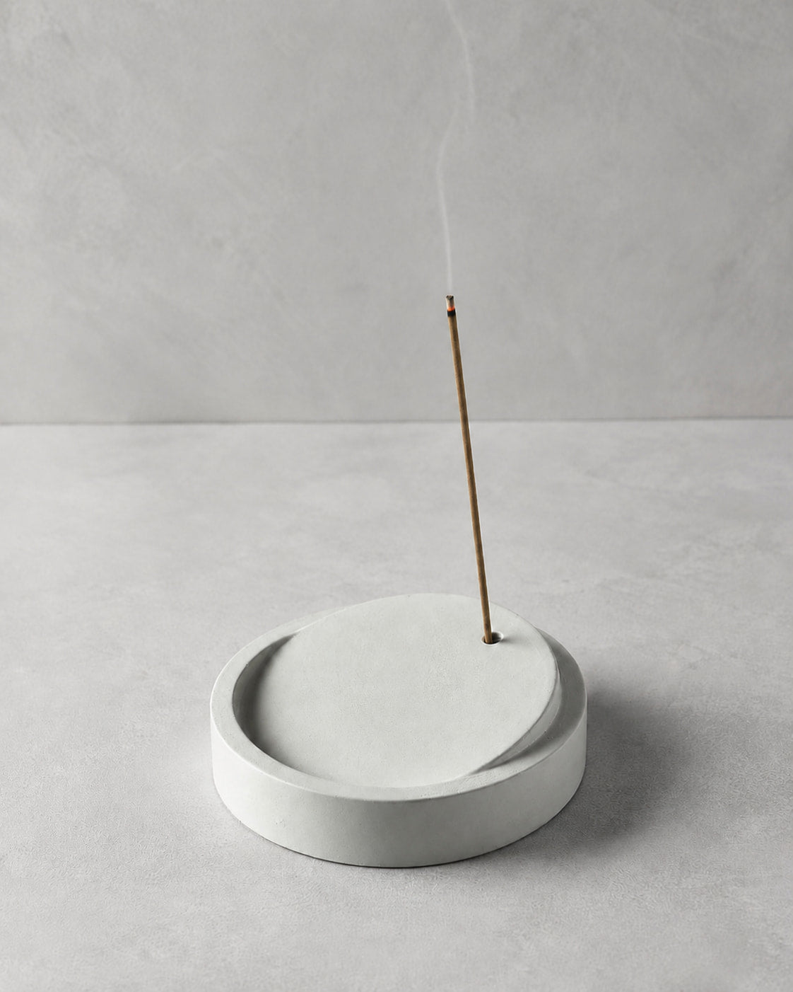 Axis Cement Incense Holder - VELORIEN