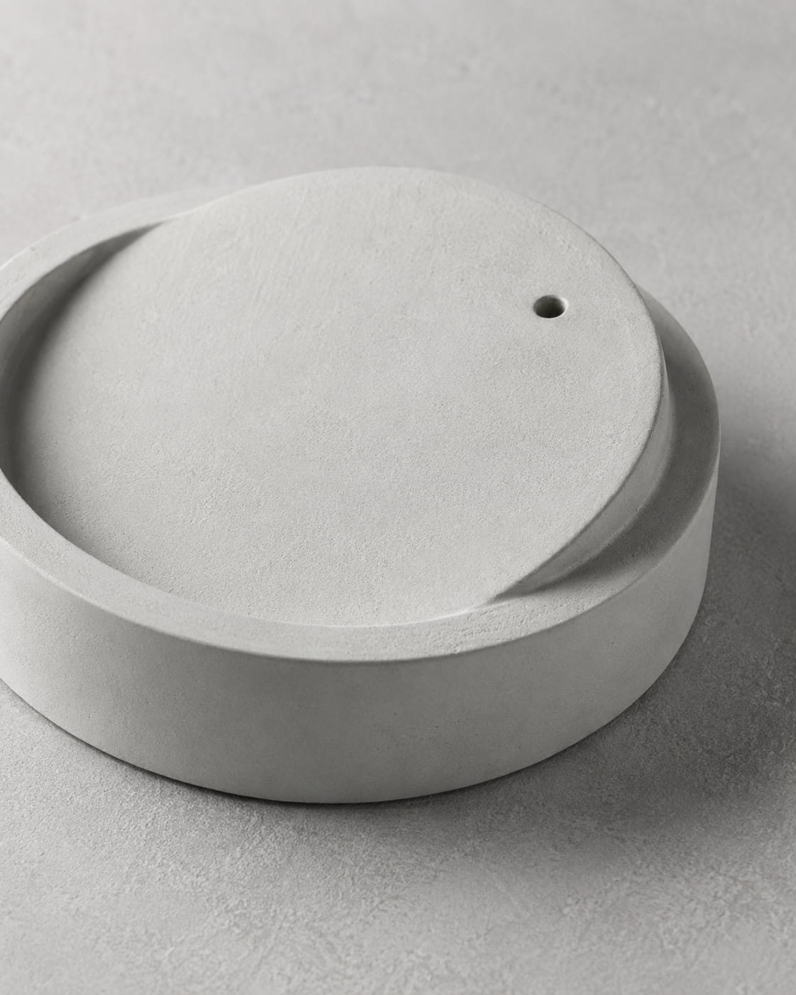 Axis Cement Incense Holder - VELORIEN