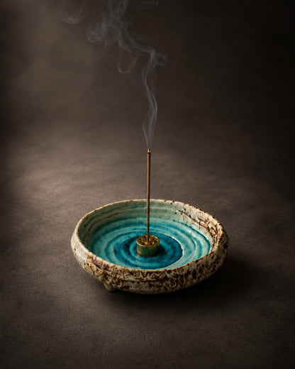 Bitan Crackle Glaze Ceramic Incense Holder with Metal Insert - VELORIEN