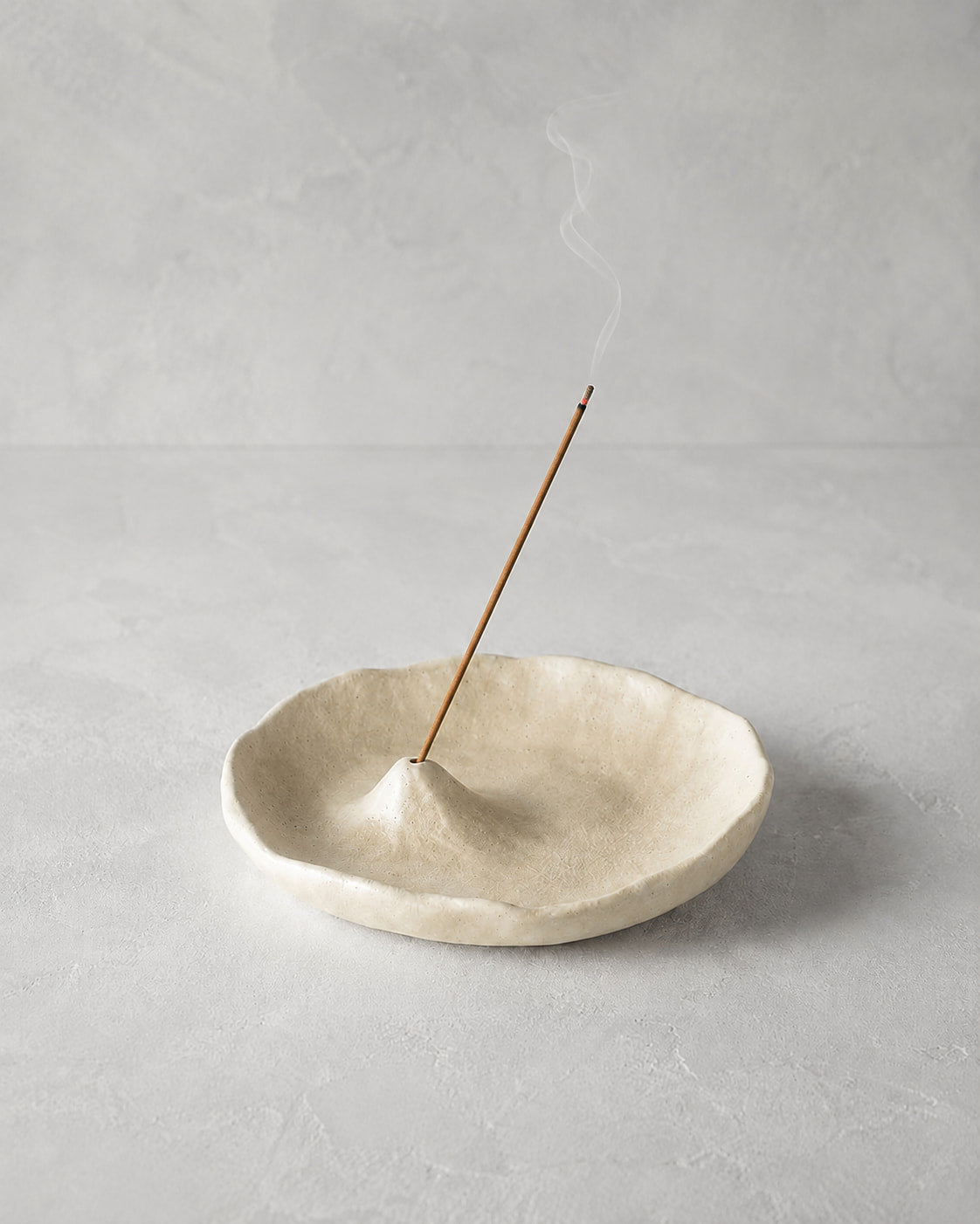 Drift Off-White Ceramic Incense Holder - VELORIEN
