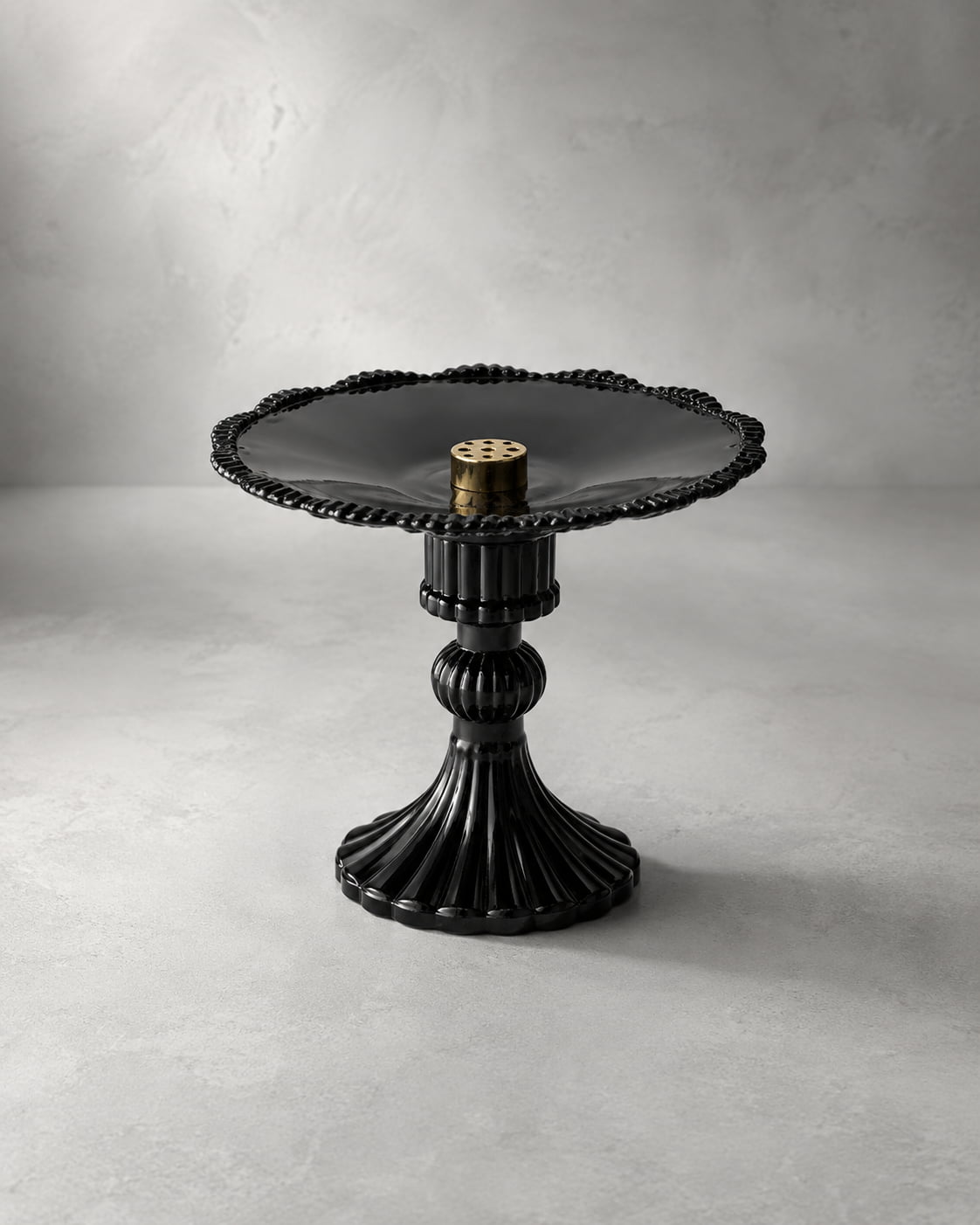 Fleuron Black Glass Pedestal Incense Holder - VELORIEN