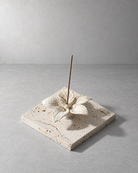 Hand-Formed Petal Ceramic Incense Holder - VELORIEN