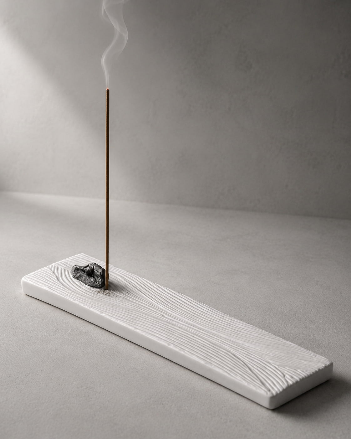 Mountain Lines Ceramic Incense Holder - VELORIEN
